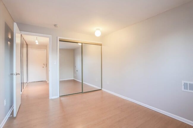 Building Photo - 1243 N Gaylord St