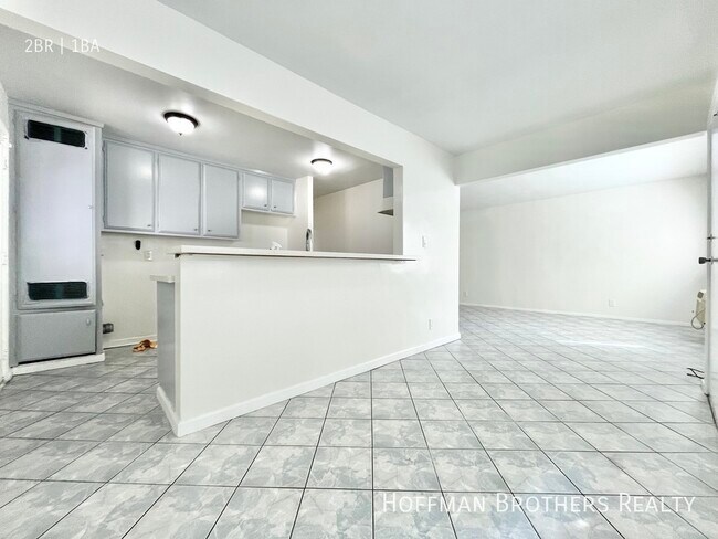 Primary Photo - 4355 Toland Way