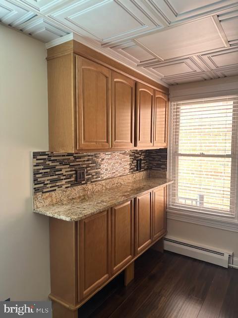 Building Photo - 14 S Church St