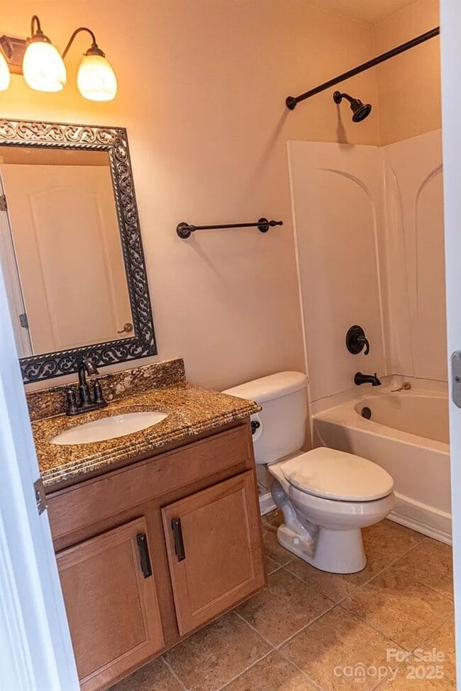 Building Photo - 2092 Ayrsley Town Blvd