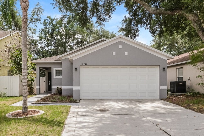 Building Photo - 8749 Morrison Oaks Ct