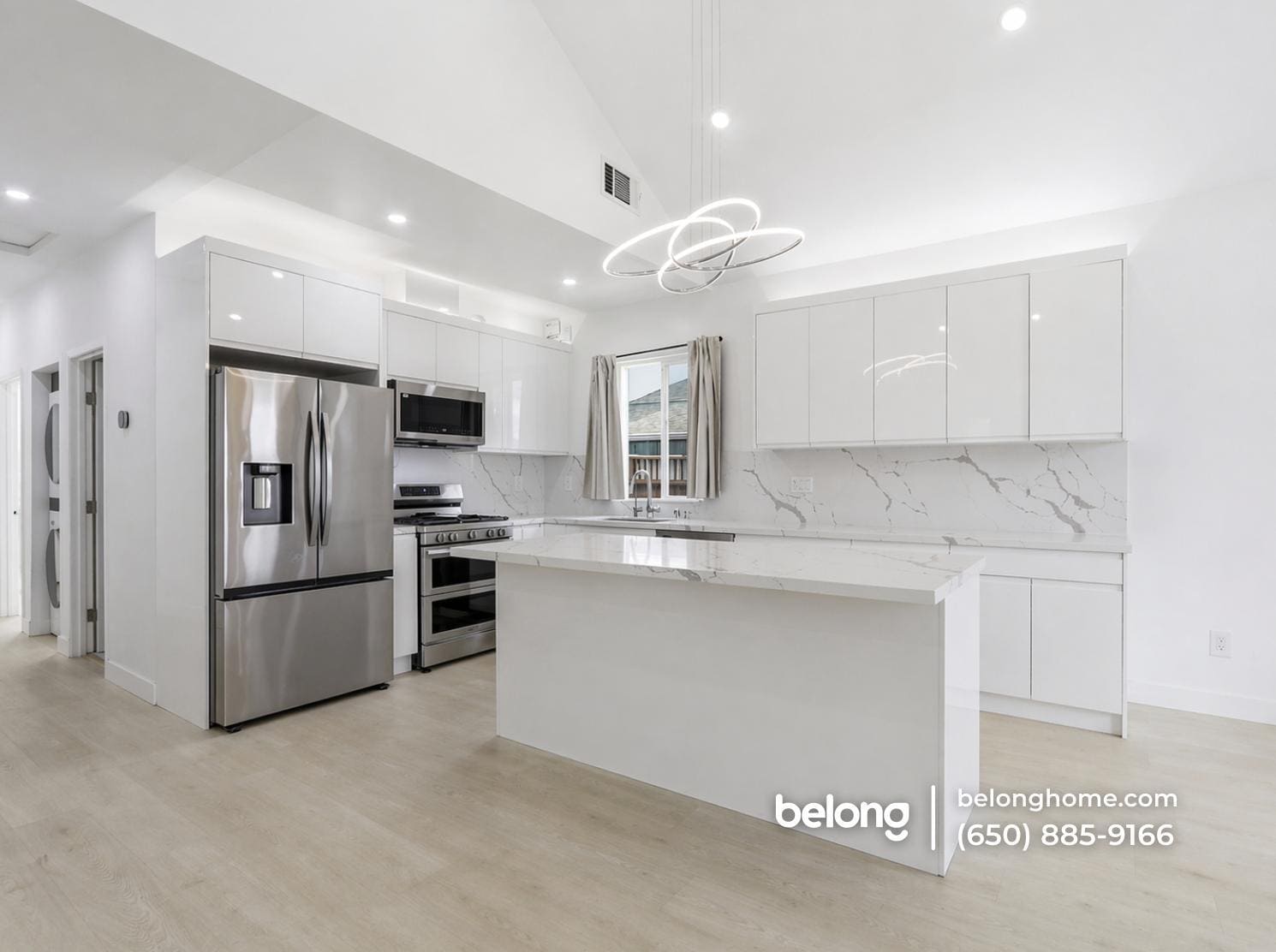 Building Photo - 1395 Vine St