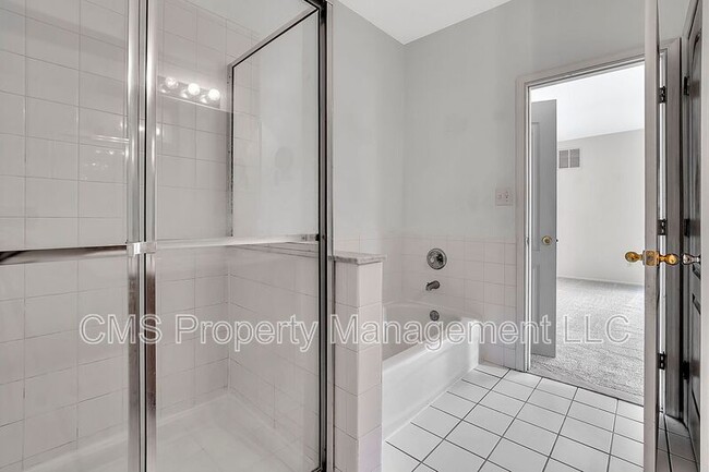Building Photo - 524 Coppola Dr