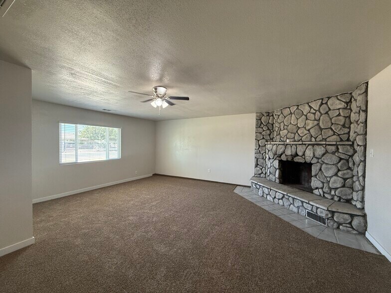 Building Photo - 22472 Munson Rd
