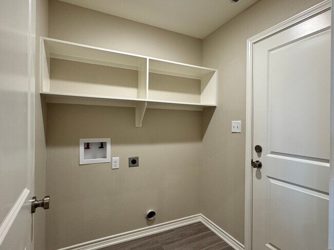 Building Photo - 14568 CR 2191