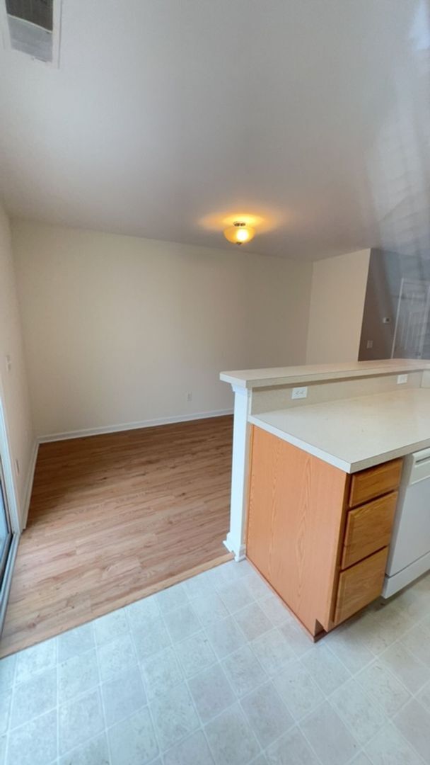 Building Photo - Welcome to Mill Creek Community