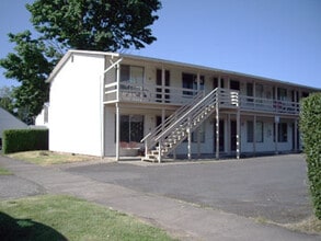 Building Photo - 182 NE Jackson St