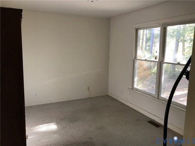 Building Photo - 2395 State Rte 635