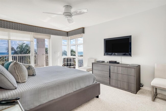 Building Photo - 9341 Collins Ave