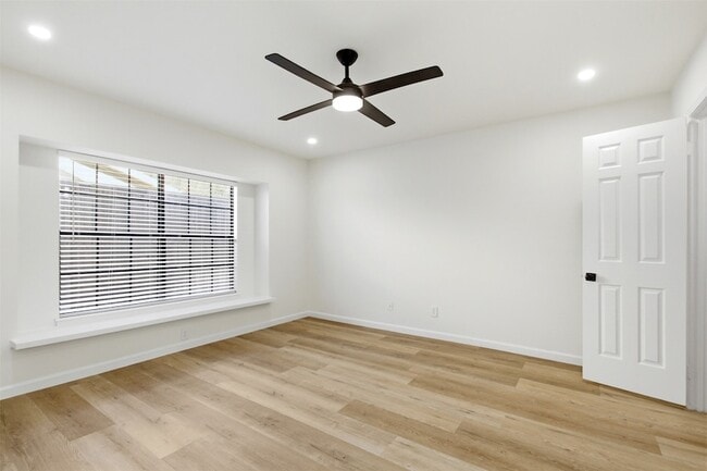 Building Photo - 6808 Beeman Dr