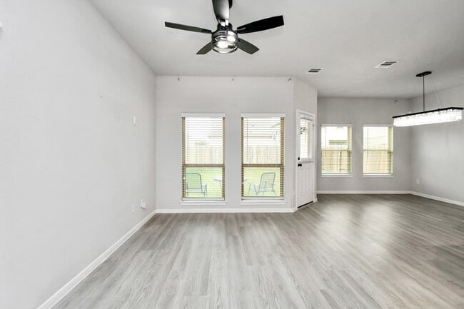 Building Photo - 13426 Merryville Harrogate Ln