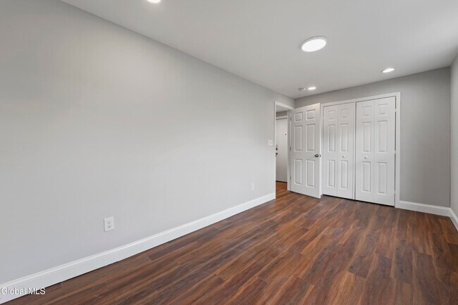 Building Photo - 69 2nd St