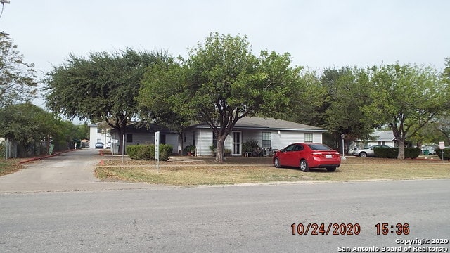 Primary Photo - 927 W Formosa Blvd