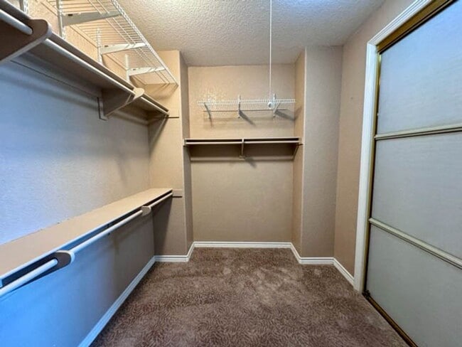 Building Photo - COMING SOON! Large Murrieta home available for LEASE!