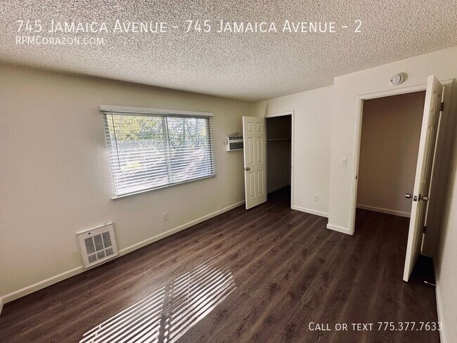 Building Photo - 745 Jamaica Ave