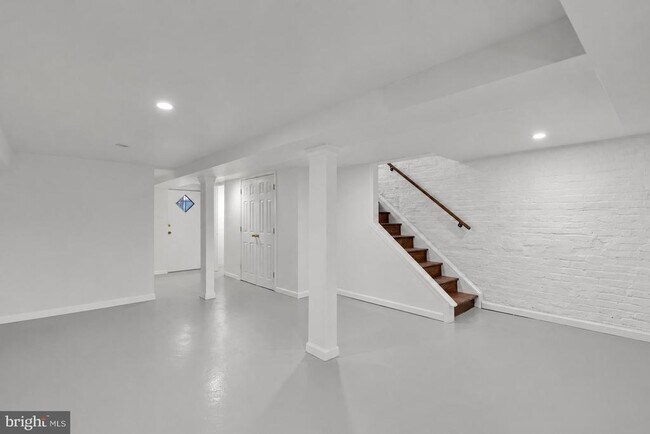 Building Photo - 4007 4th St NW
