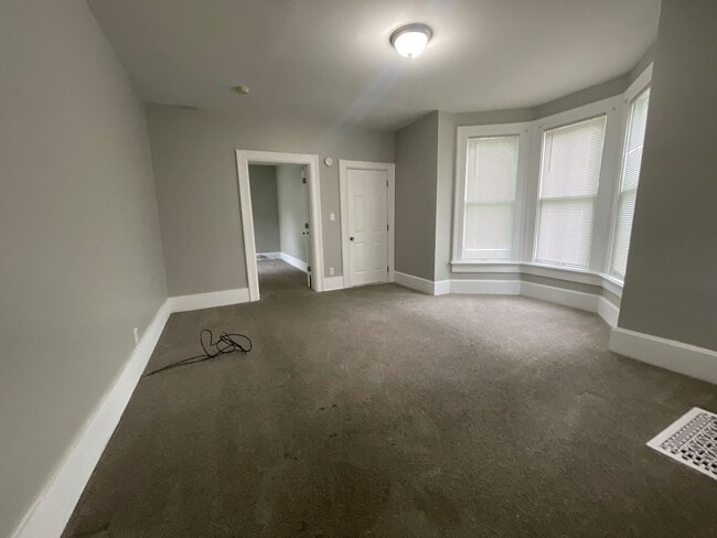 Building Photo - 238 N 36th St