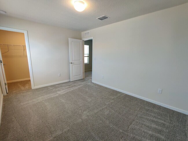 Building Photo - 5434 Elmview Xing