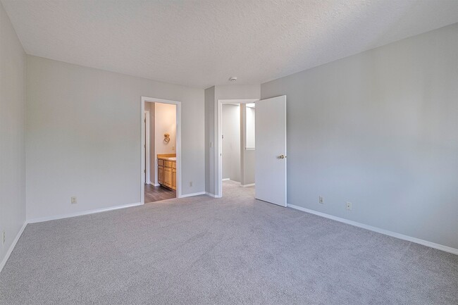 Building Photo - Spacious 5-Bedroom Home with Beautiful Bac...