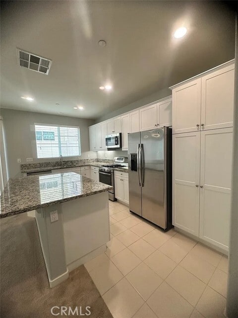 Building Photo - 21032 Blossom Way