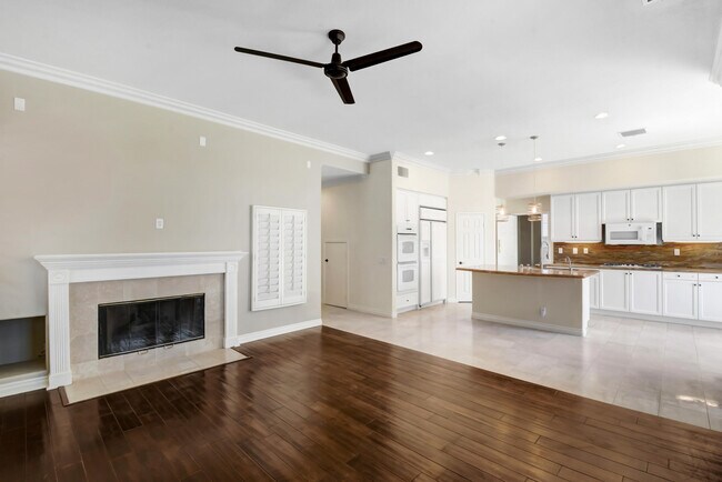 Building Photo - 27452 Avanti Dr