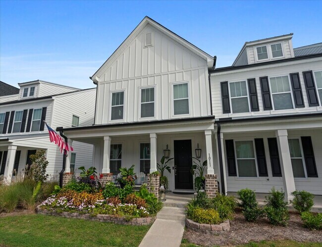 Building Photo - 1011 Swamp Harrier Ave