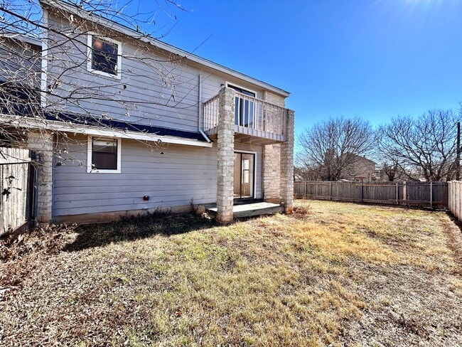 Building Photo - 1760 Horseshoe Cir