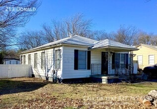 Building Photo - 213 Donald-