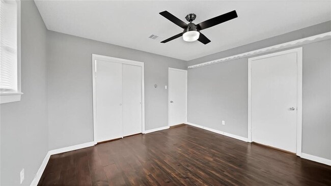 Building Photo - 2105 Olive St