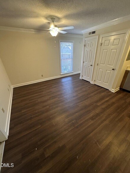 Primary Photo - 3515 Ivy Commons Dr