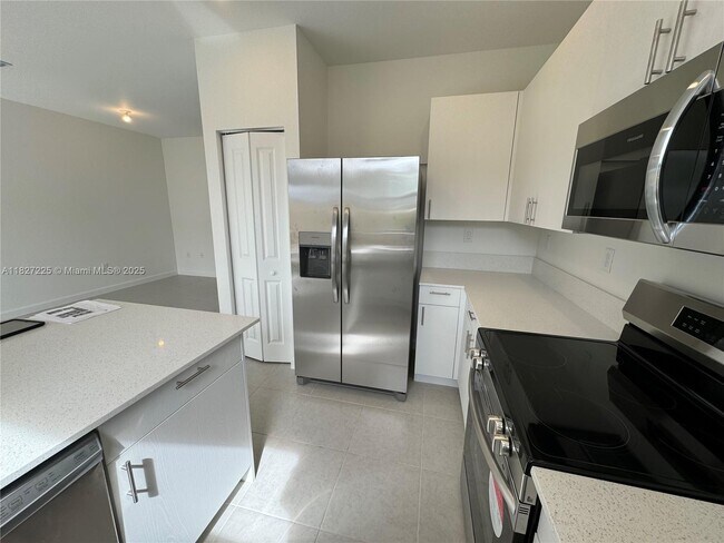 Building Photo - 16242 SW 292nd St