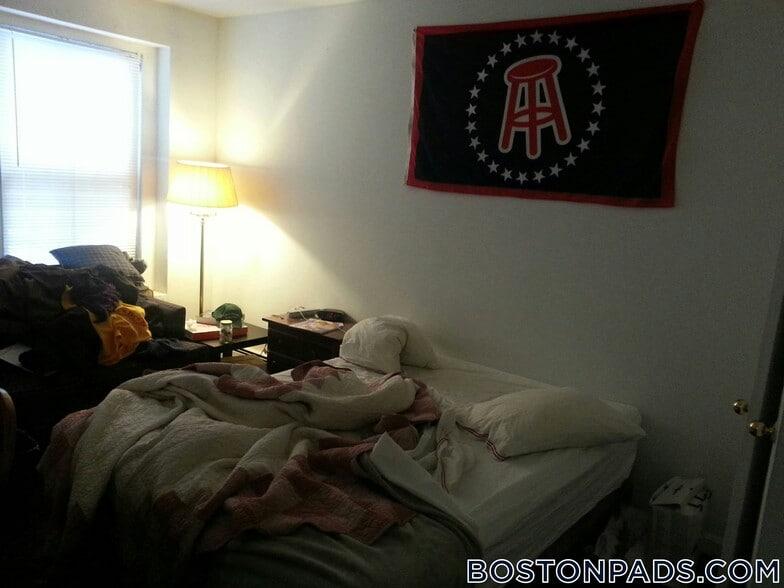 Building Photo - 486 Massachusetts Ave