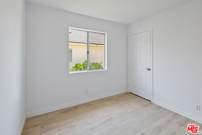 Building Photo - 8473 Penfield Ave