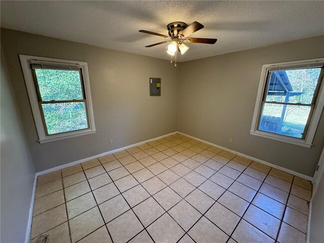 Building Photo - 3801 Del Monte Ct