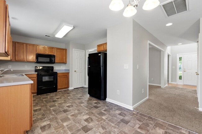 Building Photo - 6443 Brumit Ln