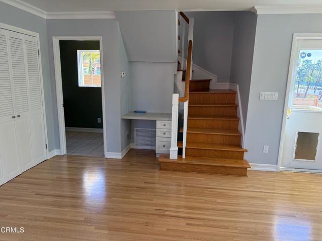 Building Photo - 300 W Loma Alta Dr