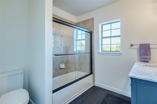 Building Photo - 631 Harmon Hills Cove