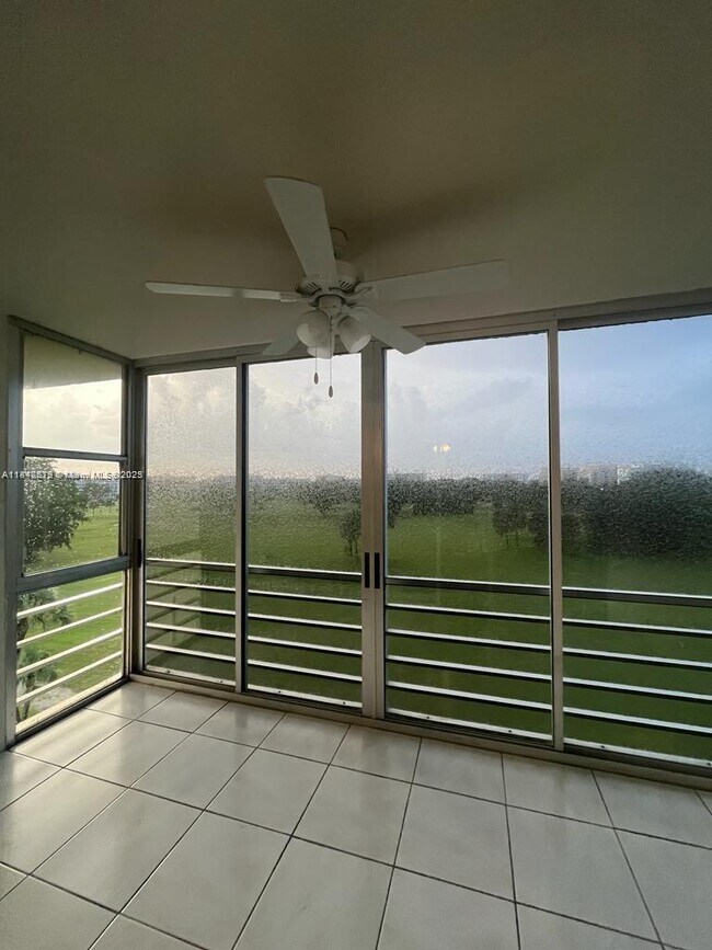 Building Photo - 2651 S Course Dr