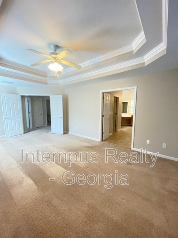 Building Photo - 585 Gran Heritage Way