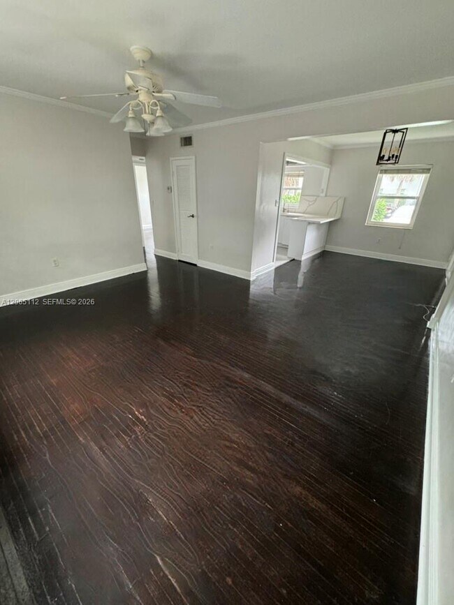 Building Photo - 7740 SW 54th Ct