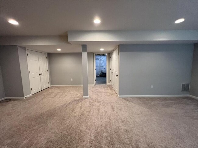 Building Photo - 3507 Spring Rd