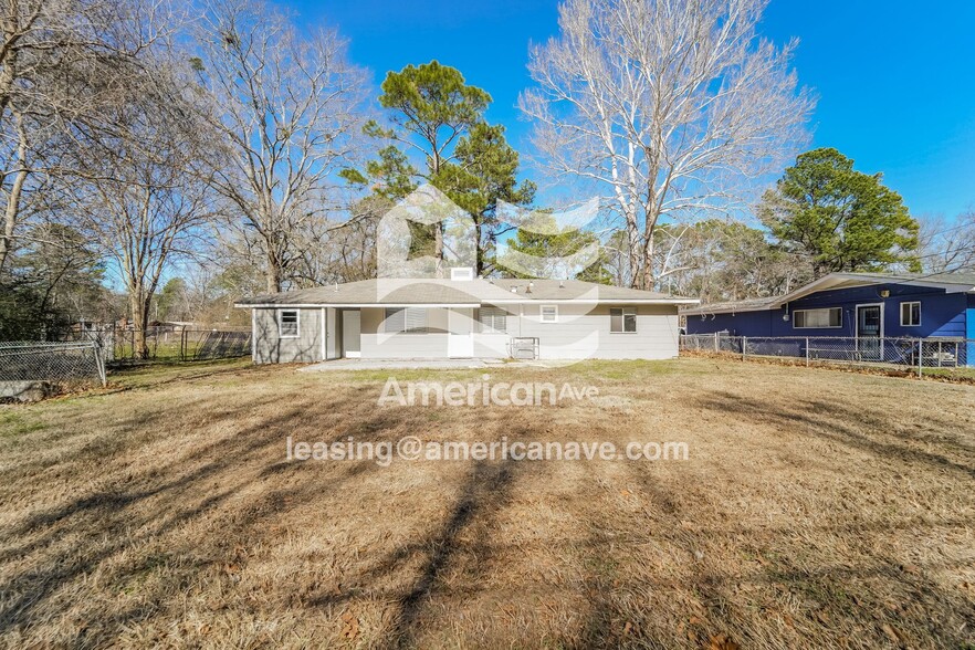 Building Photo - 5409 Queen Mary Ln