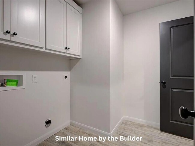 Building Photo - 2008 W Flintlock Wy