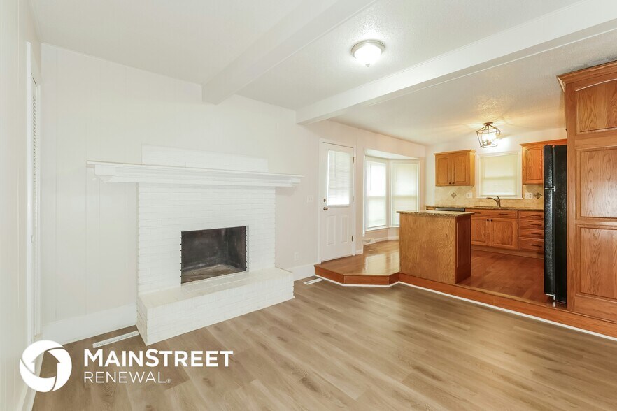 Building Photo - 16505 East 29th St Ct S
