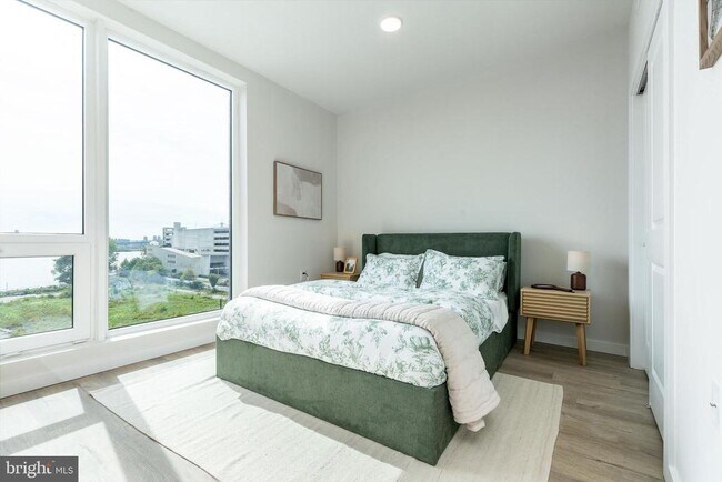 Building Photo - 1130 N Delaware Ave