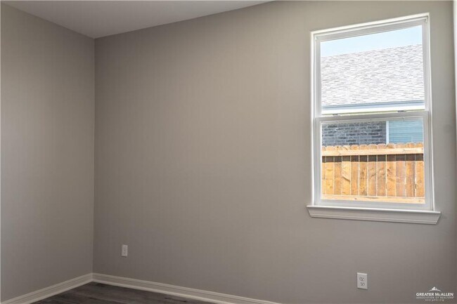 Building Photo - 21 Chalk Rdg Dr