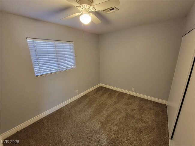 Building Photo - 2429 Daley St