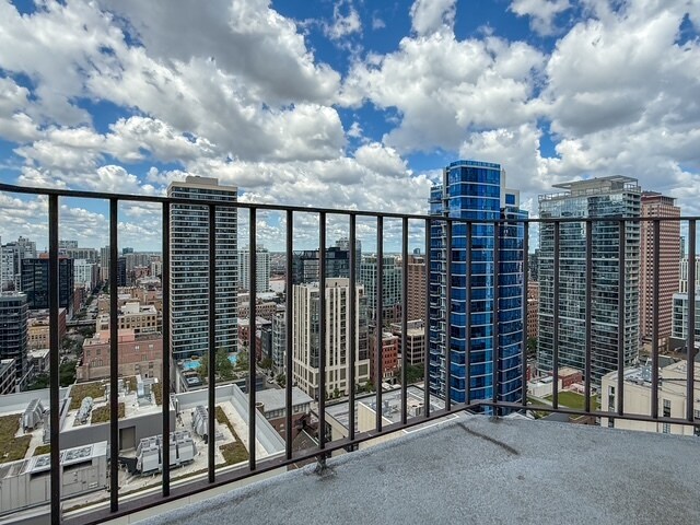 Building Photo - 70 W Huron St