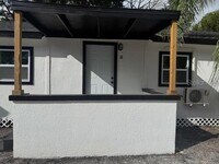 Building Photo - 4605 N Hubert Ave