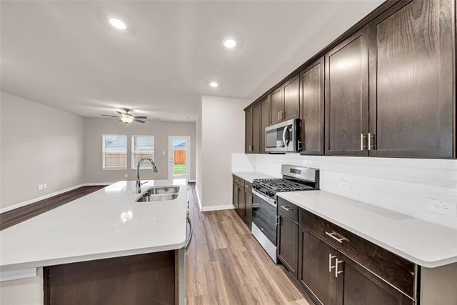 Building Photo - 504 Weller Rd